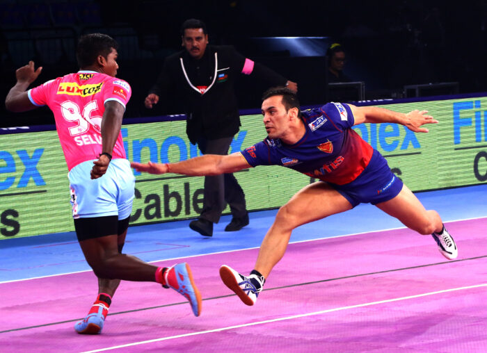Dabang Delhi Beat Jaipur Pink Panthers 48-35